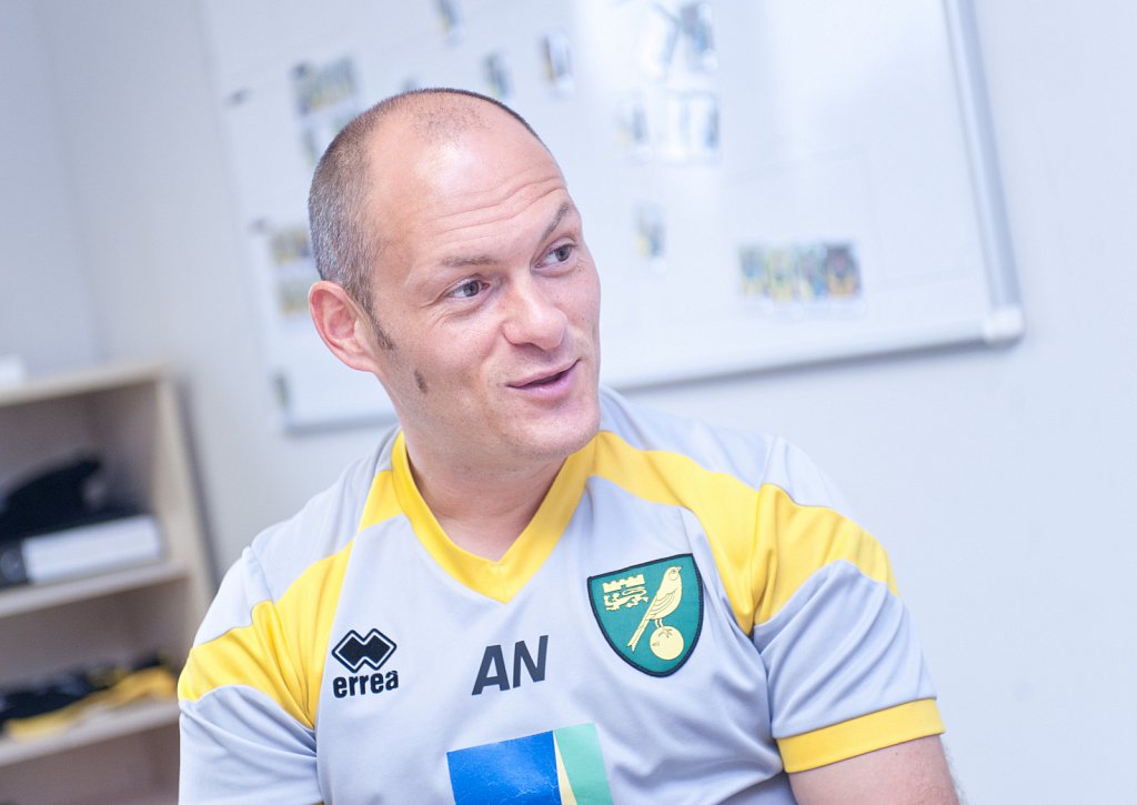 Alex Neil, Football Manager